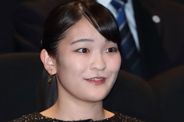 小室眞子